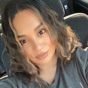 Meet your Posher, Deanna